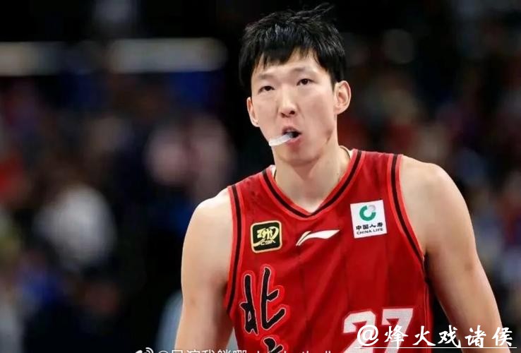 赛季或将缺席？周琦眼部伤情反复，名帅释疑，首钢全面支持康复计划